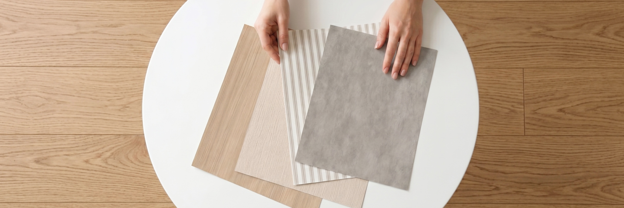 Sample swatch for wallpaper