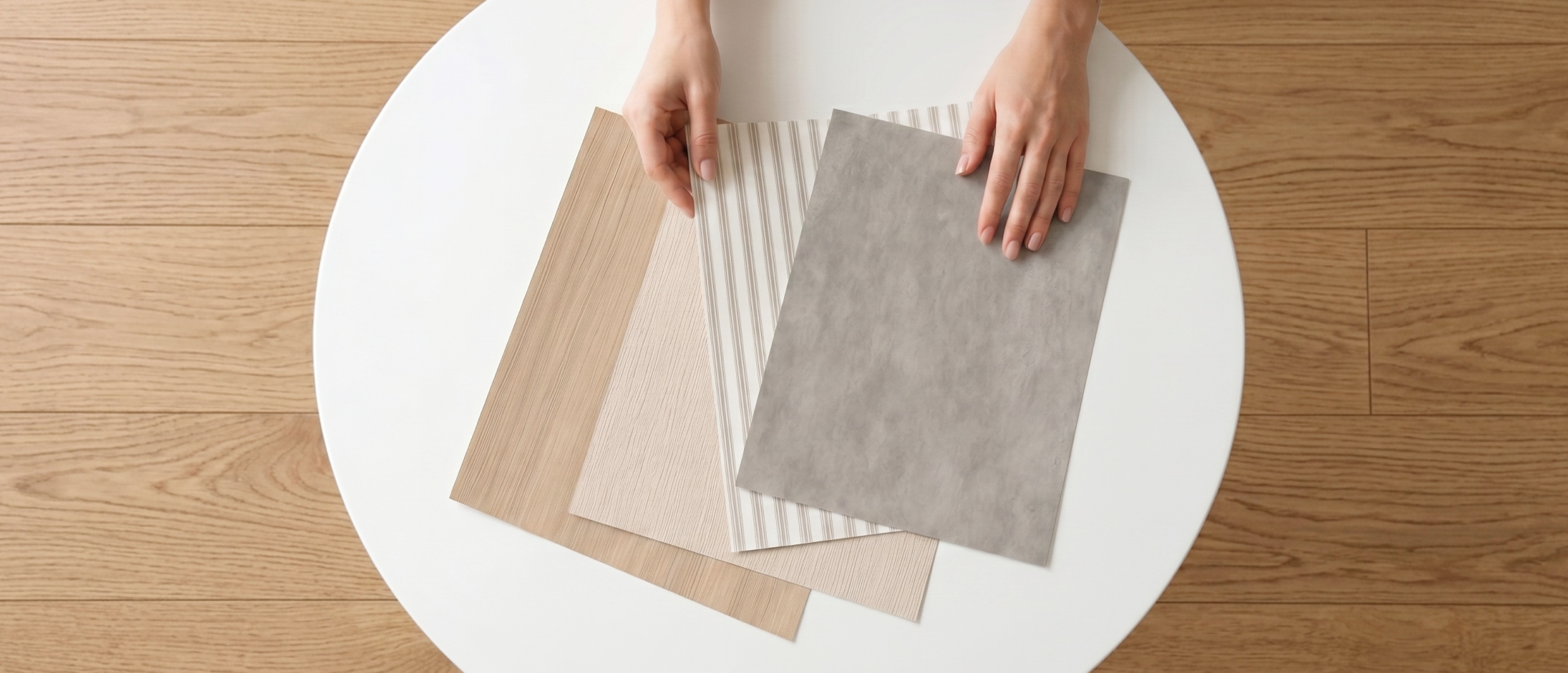 Sample swatch for wallpaper